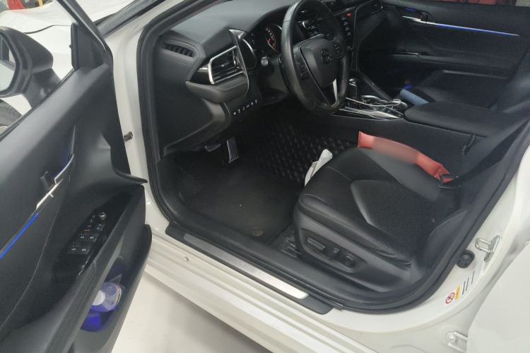 Used Toyota Camry 2019 2.5S FENGSHANG Version China VI Standard Driver Seat