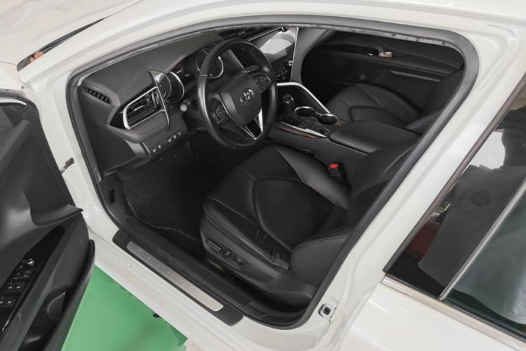 Used Toyota Camry 2019 2.5G Luxury Edition China VI Standard Driver Seat