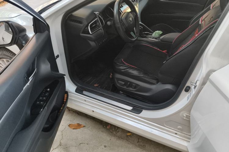 Used Toyota Camry 2019 2.5G Luxury Edition China VI Standard Driver Seat