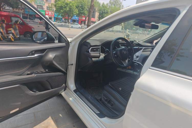 Used Toyota Camry 2019 Revised Version Dual-Engine 2.5 HG Luxury Edition Driver Seat