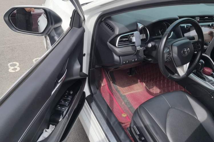 Used Toyota Camry 2019 Revised Version Dual-Engine 2.5 HG Luxury Edition Driver Seat