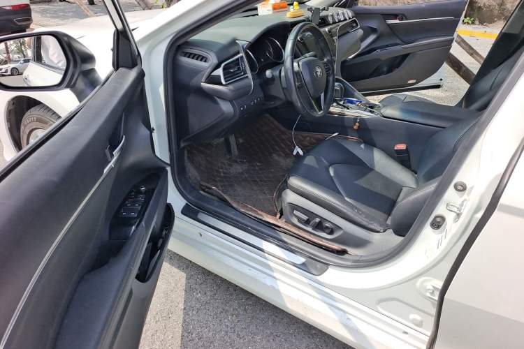 Used Toyota Camry 2019 Revised Version 2.0G Luxury Edition Driver Seat