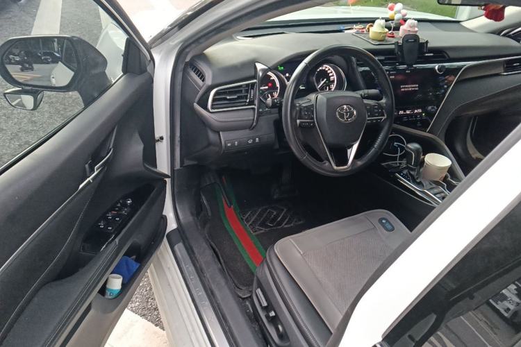 Used Toyota Camry 2019 Revised Version Dual-Engine 2.5 HS Fēngshàng Edition Driver Seat
