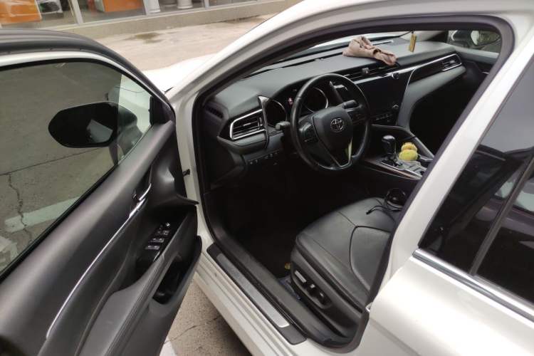 Used Toyota Camry 2019 2.5G Luxury Edition China V Standard Driver Seat