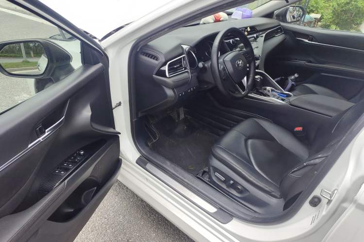 Used Toyota Camry 2019 2.5G Luxury Edition China VI Standard Driver Seat
