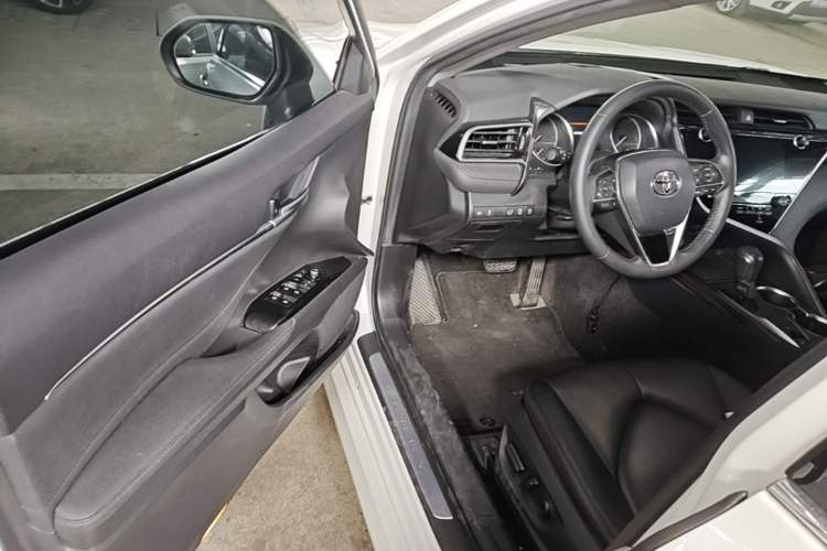 Used Toyota Camry 2019 Revised Version 2.0G Luxury Edition Driver Seat