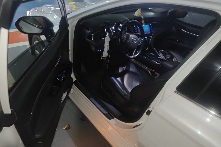 Used Toyota Camry 2019 2.0G Luxury Edition China VI Standard Driver Seat