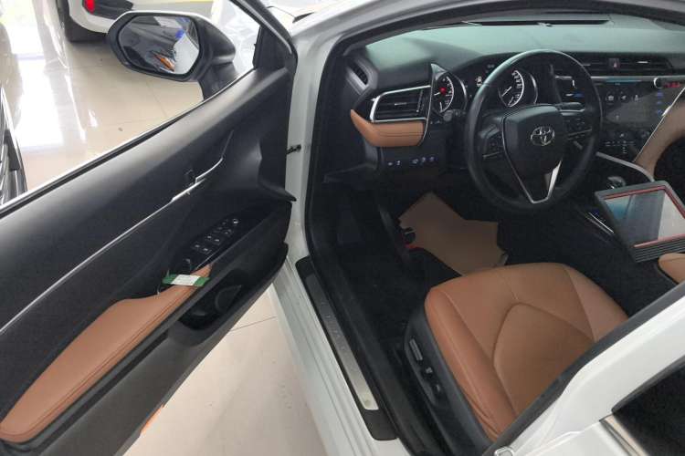 Used Toyota Camry 2019 Revised Version 2.0G Luxury Edition Driver Seat