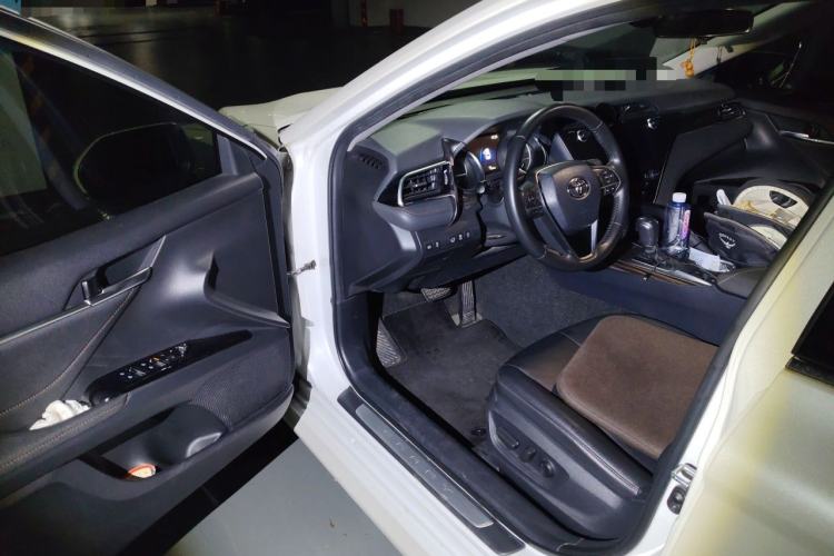 Used Toyota Camry 2019 2.0G Luxury Edition China VI Standard Driver Seat