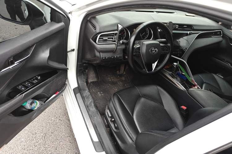 Used Toyota Camry 2019 2.5G Luxury Edition China V Standard Driver Seat
