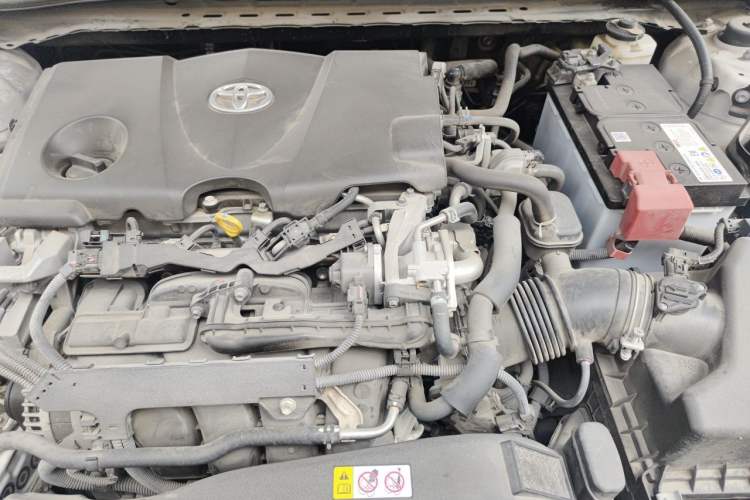 Used Toyota Camry 2019 2.5G Luxury Edition China V Standard Engine Bay