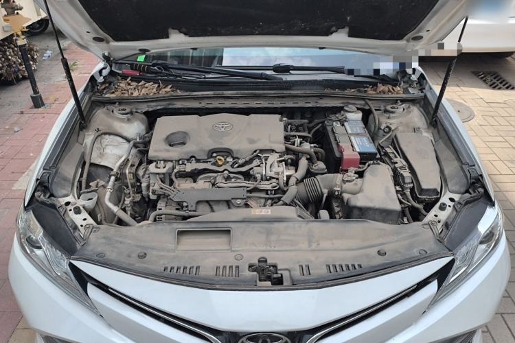 Used Toyota Camry 2019 2.5G Luxury Edition China VI Standard Engine Bay