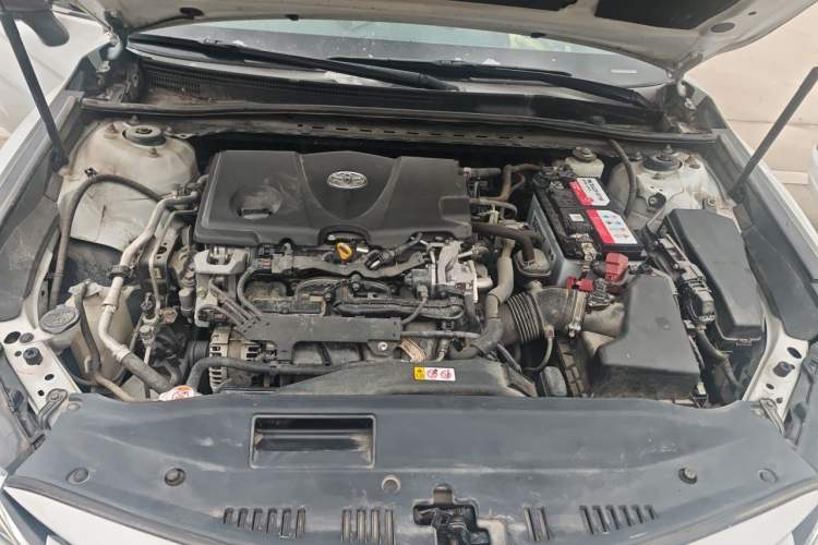 Used Toyota Camry 2019 2.5G Luxury Edition China V Standard Engine Bay