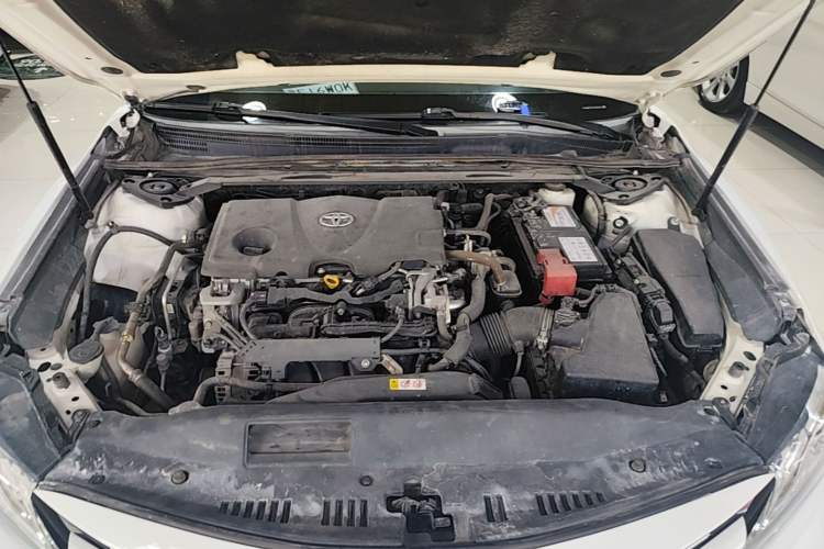 Used Toyota Camry 2019 2.5G Luxury Edition China VI Standard Engine Bay