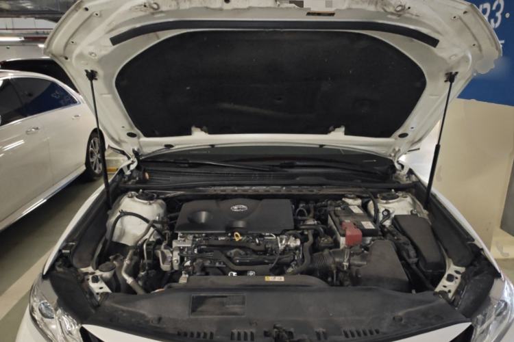Used Toyota Camry 2019 2.0G Luxury Edition China VI Standard Engine Bay