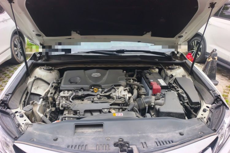 Used Toyota Camry 2019 2.5G Luxury Edition China V Standard Engine Bay