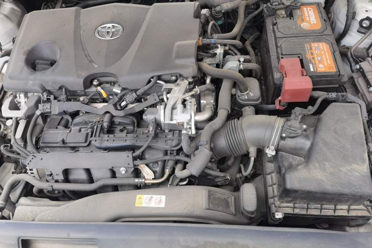 Used Toyota Camry 2019 2.5G Luxury Edition China VI Standard Engine Bay