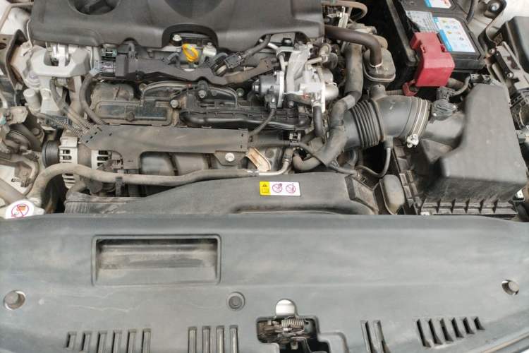 Used Toyota Camry 2019 2.5G Luxury Edition China VI Standard Engine Bay
