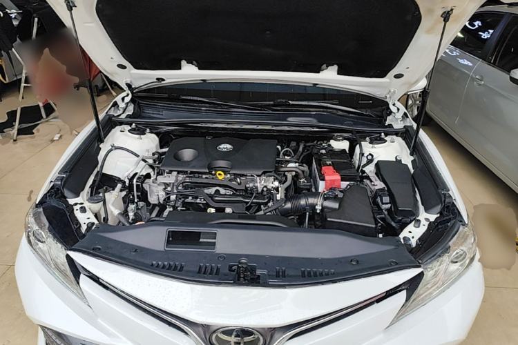 Used Toyota Camry 2019 2.0G Luxury Edition China VI Standard Engine Bay