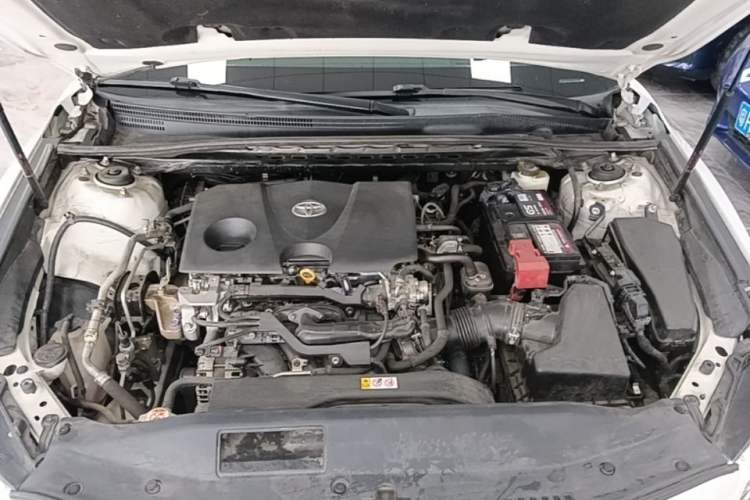 Used Toyota Camry 2019 Revised Version 2.0S Fēngshàng Edition Engine Bay