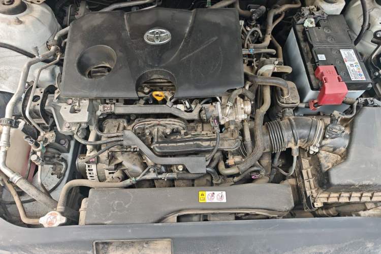 Used Toyota Camry 2019 2.0G Luxury Edition China VI Standard Engine Bay