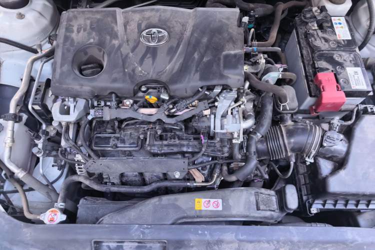 Used Toyota Camry 2019 2.5G Luxury Edition China V Standard Engine Bay