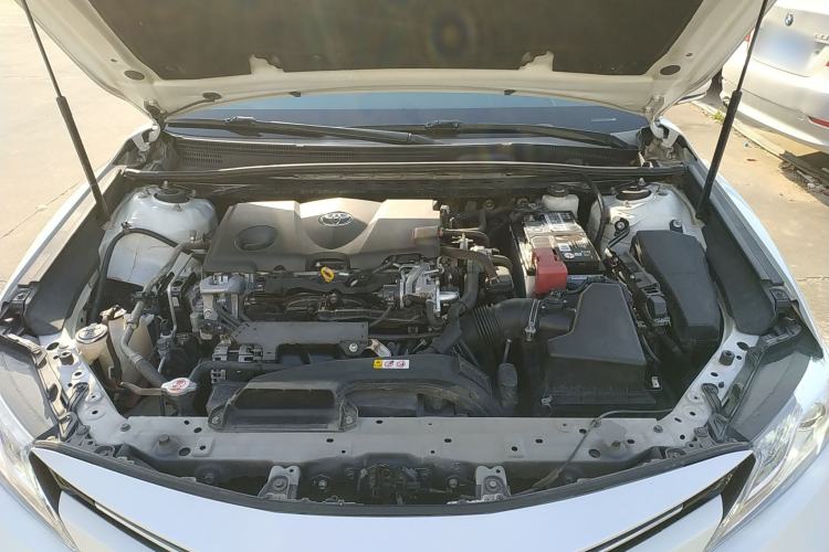 Used Toyota Camry 2019 2.5G Luxury Edition China VI Standard Engine Bay