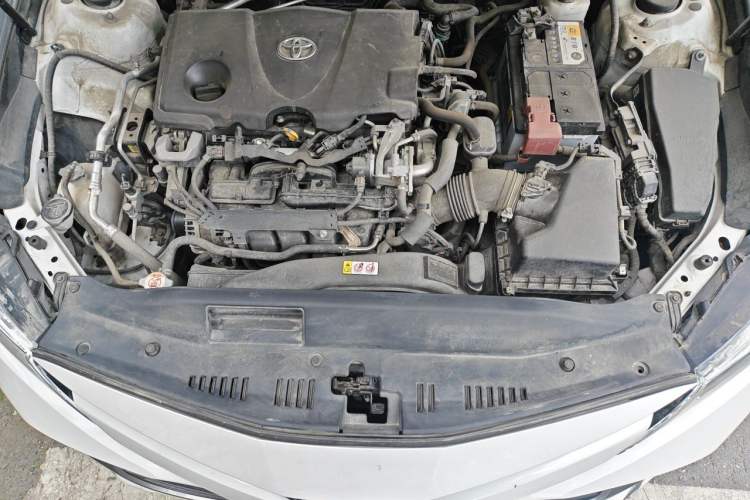 Used Toyota Camry 2019 2.5G Luxury Edition China VI Standard Engine Bay