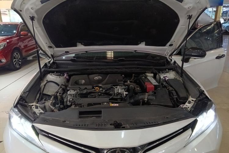 Used Toyota Camry 2019 2.5G Luxury Edition China VI Standard Engine Bay