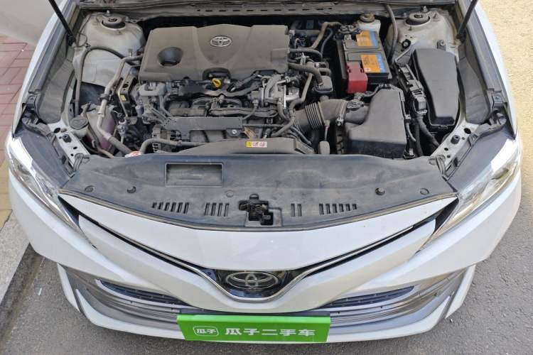 Used Toyota Camry 2019 2.5G Luxury Edition China V Standard Engine Bay