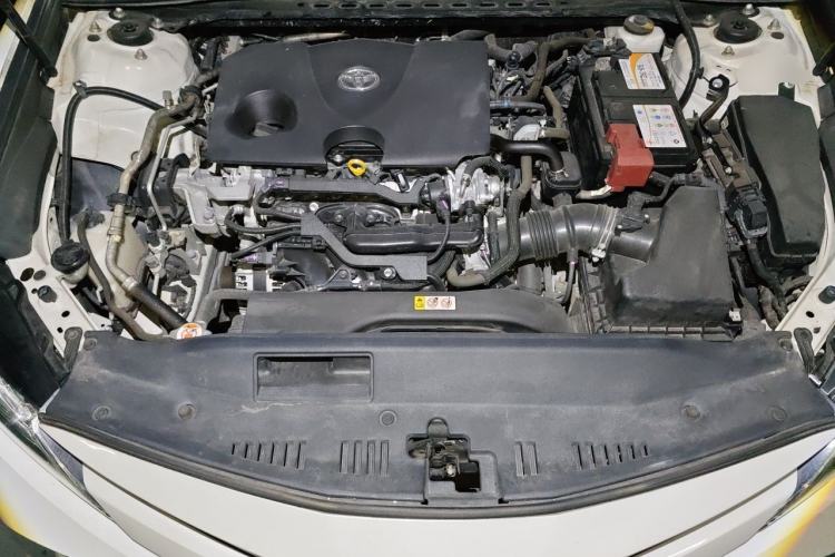 Used Toyota Camry 2019 2.0G Luxury Edition China V Standard Engine Bay