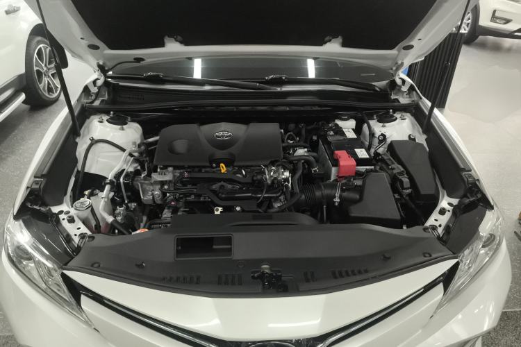 Used Toyota Camry 2019 Revised Version 2.0G Luxury Edition Engine Bay