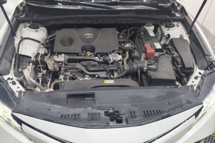 Used Toyota Camry 2019 Revised Version 2.0G Luxury Edition Engine Bay