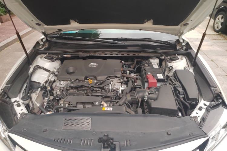 Used Toyota Camry 2019 2.5G Luxury Edition China VI Standard Engine Bay