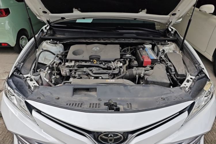 Used Toyota Camry 2019 Revised Version 2.0G Luxury Edition Engine Bay