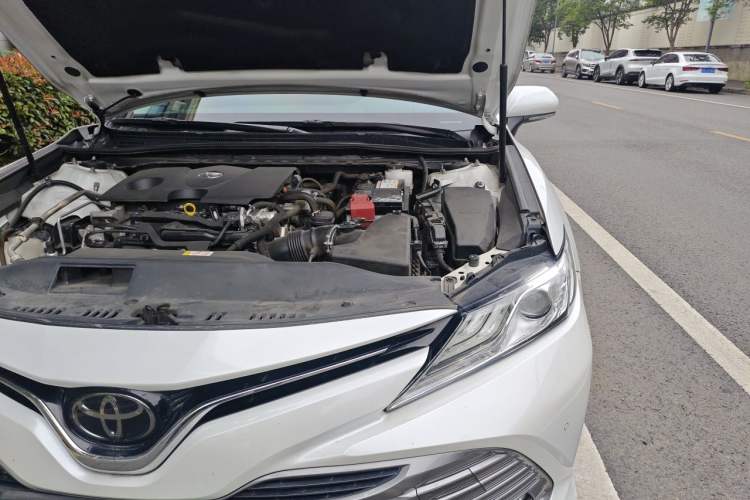 Used Toyota Camry 2019 2.0G Luxury Edition China VI Standard Engine Bay Left