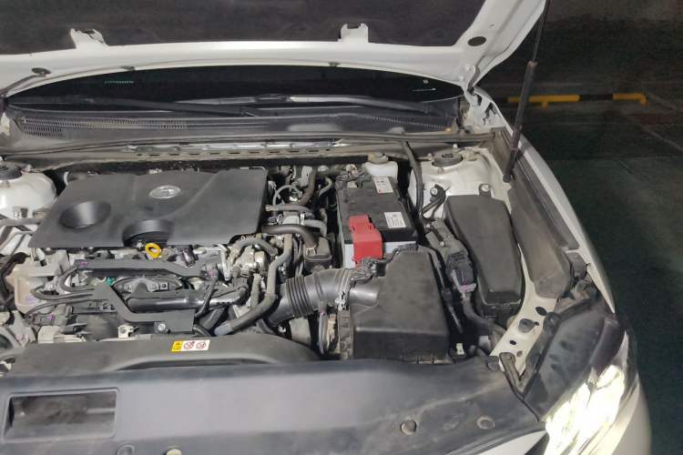 Used Toyota Camry 2019 Revised Version 2.0G Luxury Edition Engine Bay Left