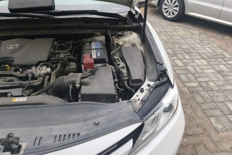 Used Toyota Camry 2019 Revised Version 2.0G Luxury Edition Engine Bay Left