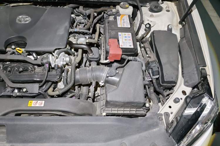 Used Toyota Camry 2019 2.0G Luxury Edition China V Standard Engine Bay Left