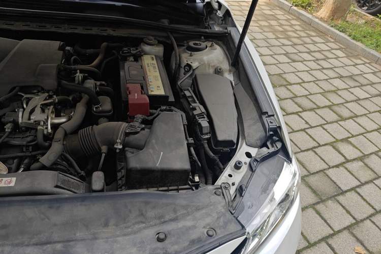 Used Toyota Camry 2019 2.5G Luxury Edition China VI Standard Engine Bay Left