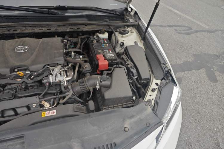 Used Toyota Camry 2019 2.5G Luxury Edition China VI Standard Engine Bay Left