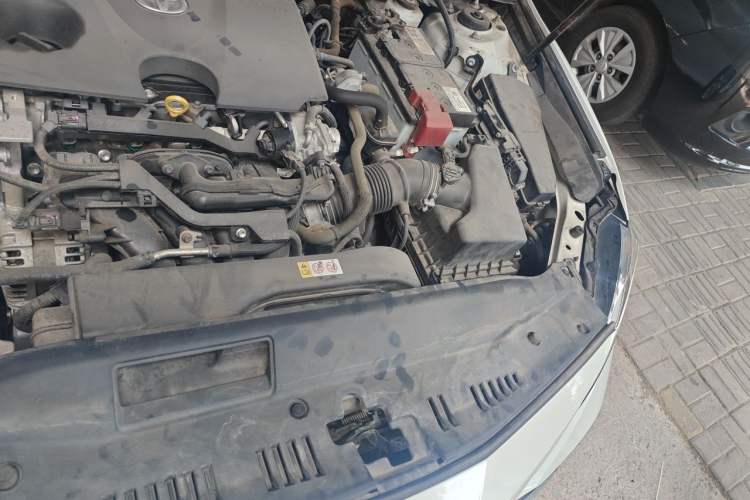 Used Toyota Camry 2019 2.0G Luxury Edition China V Standard Engine Bay Left