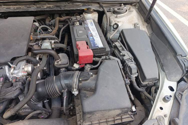 Used Toyota Camry 2019 2.0G Luxury Edition China VI Standard Engine Bay Left