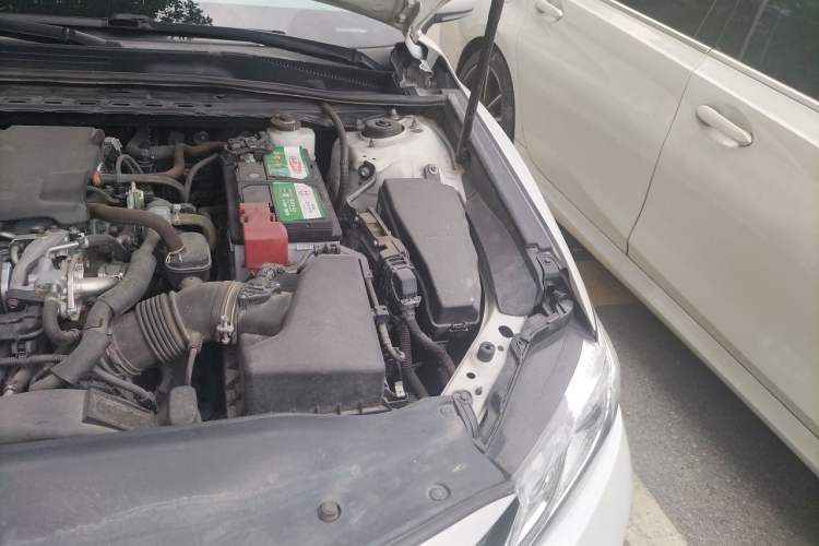 Used Toyota Camry 2019 2.5G Luxury Edition China VI Standard Engine Bay Left