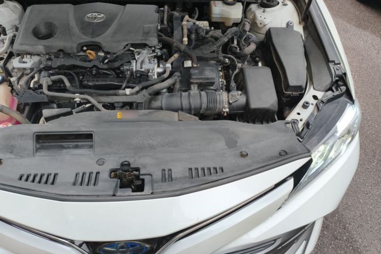 Used Toyota Camry 2019 Dual-Engine 2.5 HG Luxury Edition China V Standard Engine Bay Left