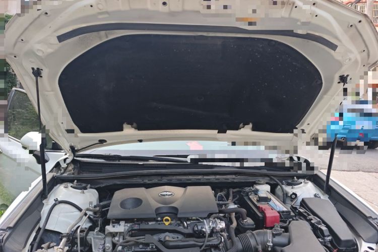 Used Toyota Camry 2019 2.0G Luxury Edition China VI Standard Engine Bay
