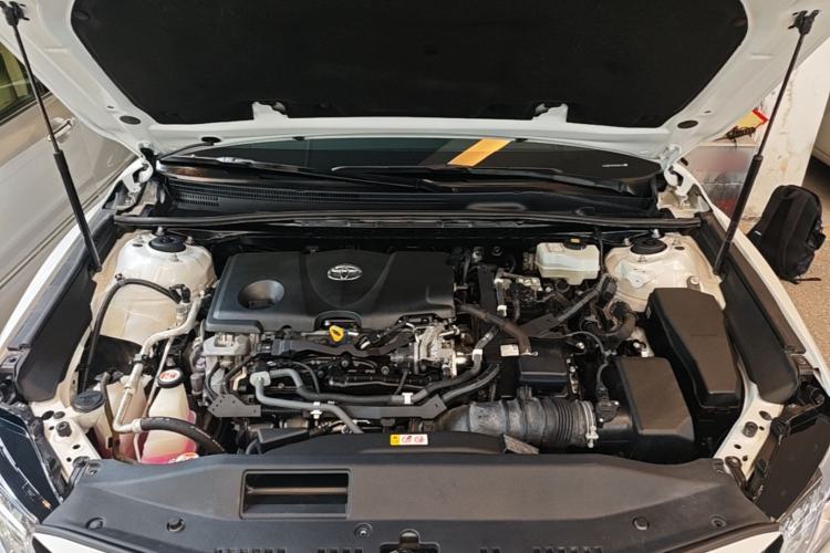 Used Toyota Camry 2019 Dual-Engine 2.5 HG Luxury Edition China VI Standard Engine Bay