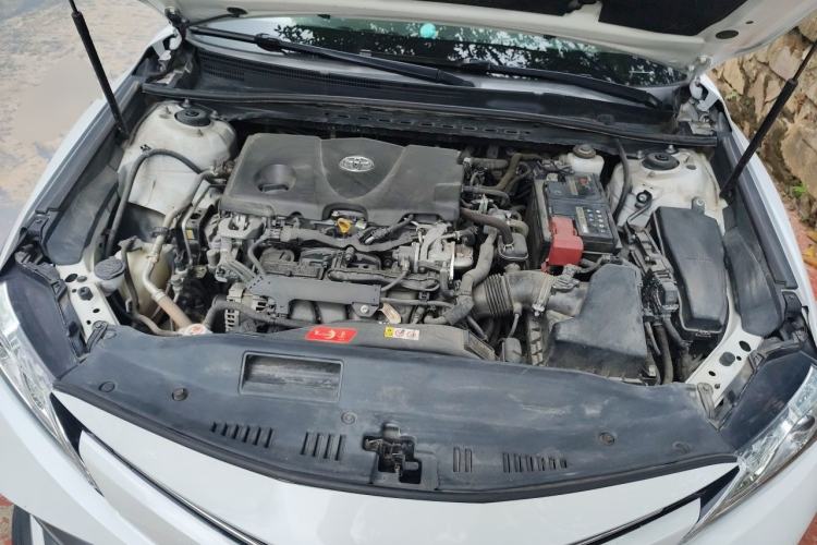 Used Toyota Camry 2019 2.5G Luxury Edition China VI Standard Engine Bay