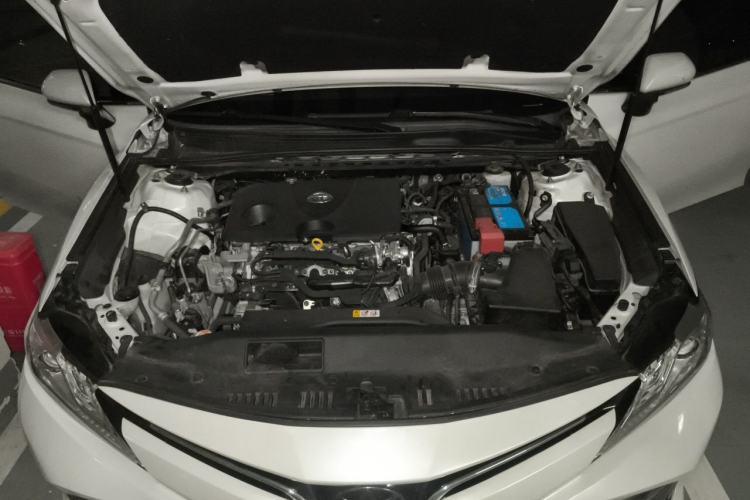 Used Toyota Camry 2019 2.0G Luxury Edition China VI Standard Engine Bay