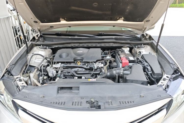 Used Toyota Camry 2019 Revised Version 2.0G Luxury Edition Engine Bay
